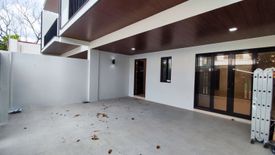 6 Bedroom Townhouse for sale in BF Homes, Metro Manila