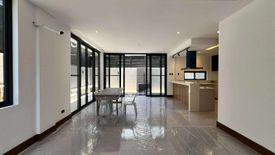 4 Bedroom House for sale in Batasan Hills, Metro Manila