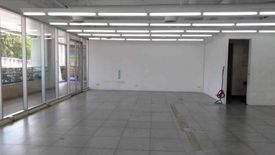 Land for rent in Bel-Air, Metro Manila near MRT-3 Buendia