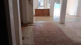 Commercial for rent in Urdaneta, Metro Manila near MRT-3 Ayala