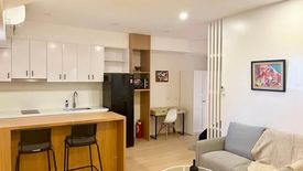 Condo for rent in San Lorenzo, Metro Manila near MRT-3 Ayala