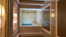 1 Bedroom Condo for sale in Edades Tower, Rockwell, Metro Manila near MRT-3 Guadalupe