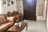 Rumah dijual dengan 4 kamar tidur di Karet, Jakarta