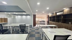 Land for rent in San Lorenzo, Metro Manila