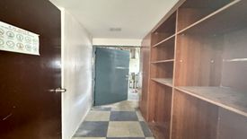 Land for rent in San Lorenzo, Metro Manila