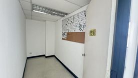 Land for rent in San Lorenzo, Metro Manila