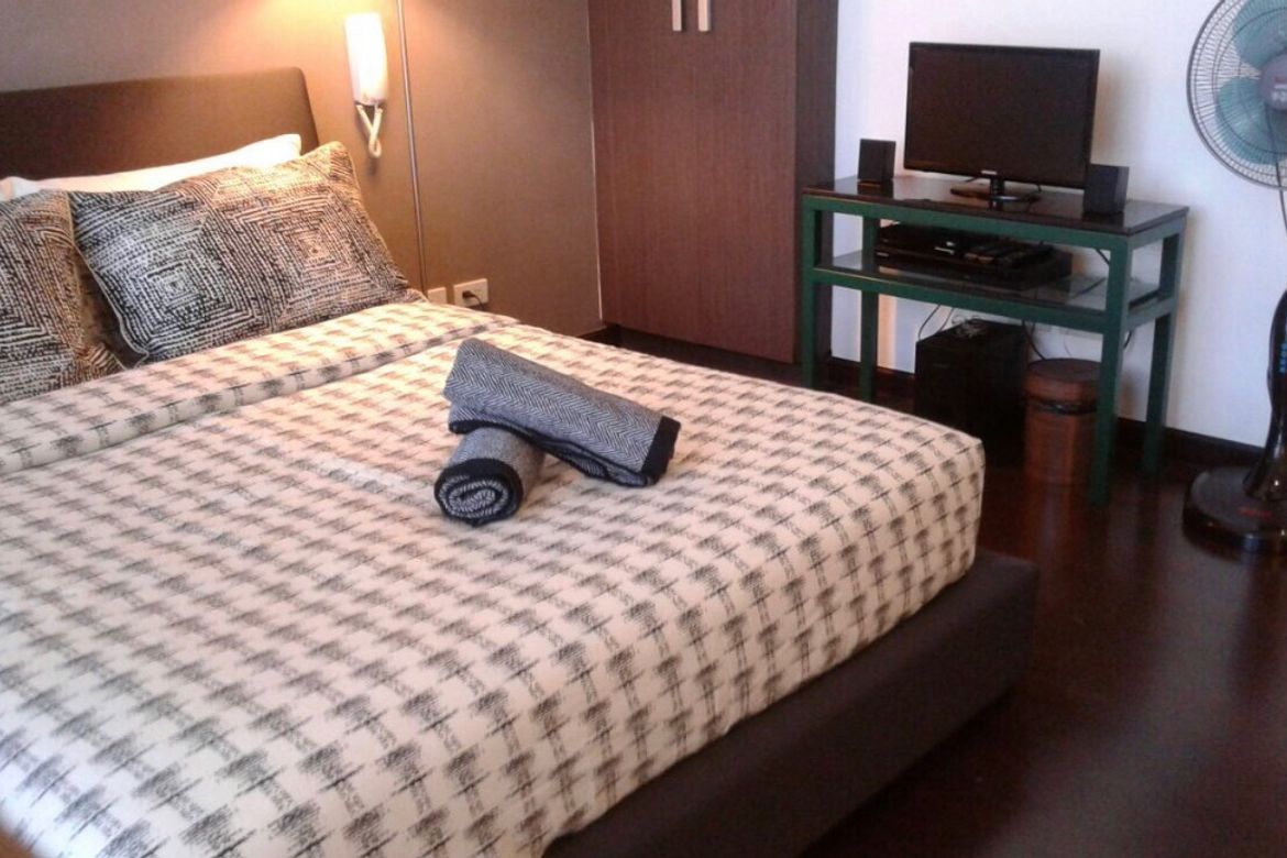 Lower Penthouse, 6310 at The Gramercy Residences, Makati for RENT or SALE or Rent to own