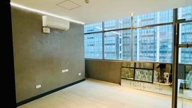 Office for rent in Bagumbayan, Metro Manila