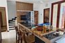 Rumah dijual dengan 4 kamar tidur di Benoa, Bali