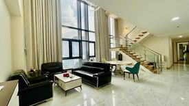 4 Bedroom Villa for sale in The Albany, BGC, Metro Manila