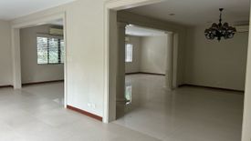 5 Bedroom House for sale in Dasmariñas North, Metro Manila near MRT-3 Ayala