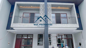 4 Bedroom House for sale in Don Bosco, Metro Manila