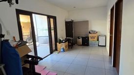 5 Bedroom Townhouse for sale in Santa Cruz, Metro Manila