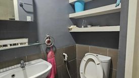 Condo for rent in Malate, Metro Manila near LRT-1 Vito Cruz