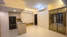 1 Bedroom Condo for sale in San Lorenzo, Metro Manila