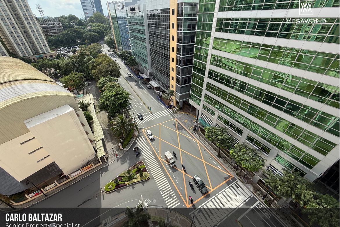 New Listing For Sale 1 Bedroom Rent to Own Condo in St Mark Residences McKinley Hill Taguig