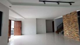 6 Bedroom House for sale in Santo Rosario, Pampanga