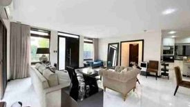 5 Bedroom House for sale in Merville, Metro Manila