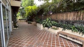 6 Bedroom House for rent in Dasmariñas North, Metro Manila near MRT-3 Ayala