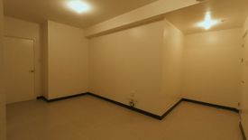 2 Bedroom Condo for sale in The Crestmont, South Triangle, Metro Manila near MRT-3 Quezon Avenue