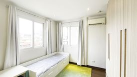 4 Bedroom Townhouse for sale in Daang Bakal, Metro Manila