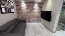 2 Bedroom Condo for sale in Addition Hills, Metro Manila