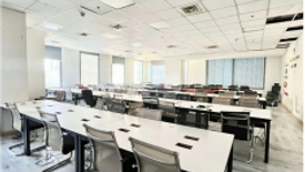 Office for rent in Poblacion, Metro Manila