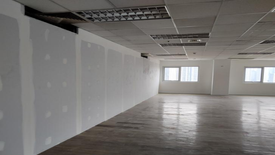 Office for rent in Highway Hills, Metro Manila near MRT-3 Boni