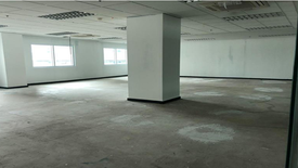 Office for rent in Highway Hills, Metro Manila near MRT-3 Boni