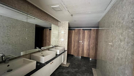 Office for rent in Highway Hills, Metro Manila near MRT-3 Boni