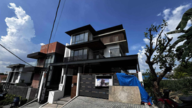 5 Bedroom House for sale in Bagong Silangan, Metro Manila