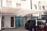 5 Bedroom Townhouse for sale in Jatisampurna, West Java