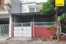 Rumah dijual dengan 4 kamar tidur di Karangpilang, Jawa Timur