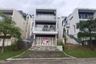 4 Bedroom House for sale in Babakan Madang, West Java