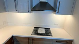 1 Bedroom Condo for sale in San Lorenzo, Metro Manila near MRT-3 Ayala