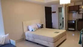 Condo for rent in San Lorenzo, Metro Manila