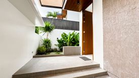 5 Bedroom House for sale in BF Homes, Metro Manila