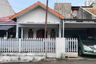 Rumah dijual dengan 3 kamar tidur di Batununggal, Jawa Barat