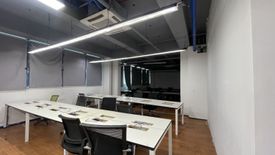 Office for rent in Baclaran, Metro Manila near LRT-1 EDSA