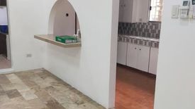 5 Bedroom House for rent in BF Resort, Metro Manila