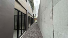 5 Bedroom House for sale in Pasong Putik Proper, Metro Manila