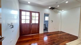 4 Bedroom Townhouse for sale in Pinyahan, Metro Manila near MRT-3 Kamuning