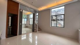 3 Bedroom Townhouse for sale in Bahay Toro, Metro Manila near LRT-1 Roosevelt
