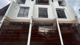 4 Bedroom Townhouse for sale in Roxas, Metro Manila