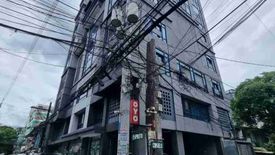 Shophouse for sale in Quiapo, Metro Manila near LRT-1 Carriedo