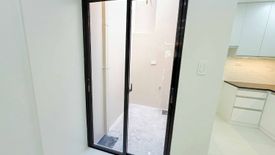 4 Bedroom House for sale in Talon Singko, Metro Manila