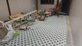 2 Bedroom Townhouse for sale in Santa Mesa, Metro Manila near LRT-2 V. Mapa