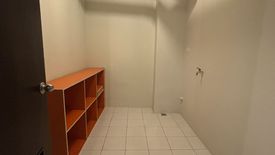 2 Bedroom Condo for sale in Kroma Tower, San Lorenzo, Metro Manila