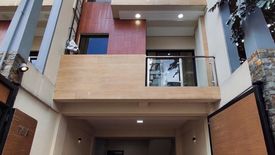 4 Bedroom Townhouse for sale in Kamuning, Metro Manila near MRT-3 Kamuning