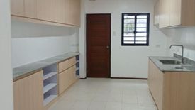 4 Bedroom House for rent in Merville, Metro Manila